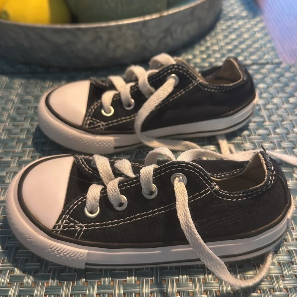 Converse All-Star Black & White Chuck Taylor Sneakers - Size  7 Toddler